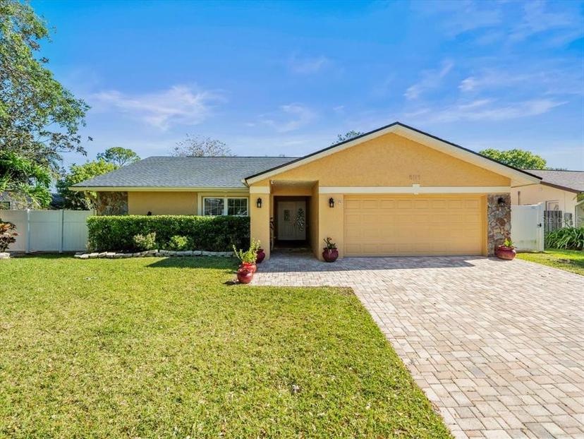 Picture of 5117 Brynn Mawr Drive, Tampa FL 33624