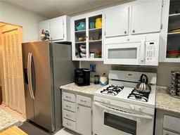 Picture of 200 El Camino Drive Unit 102, Winter Haven, FL 33884