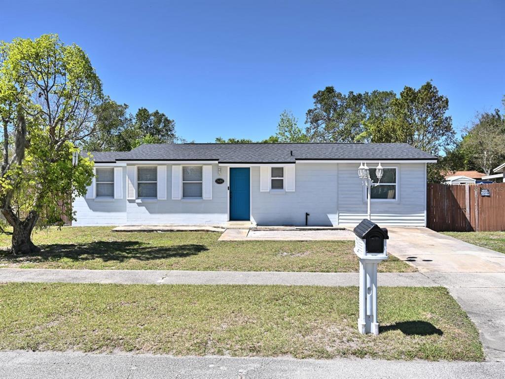 Picture of 2480 Alamanda Avenue, Deltona, FL 32738
