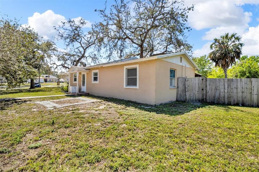 Picture of 1796 Harbor Drive, Clearwater FL 33755