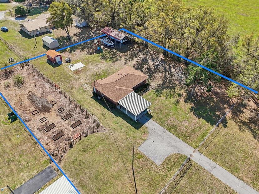 Picture of 231 Cr 482S, Lake Panasoffkee FL 33538