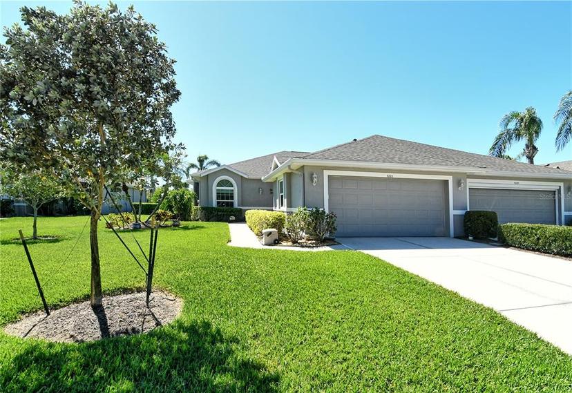 Picture of 5223 Chase Oaks Drive, Sarasota FL 34241