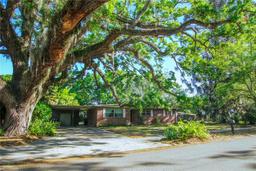 Picture of 1602 E Henry Avenue, Tampa, FL 33610