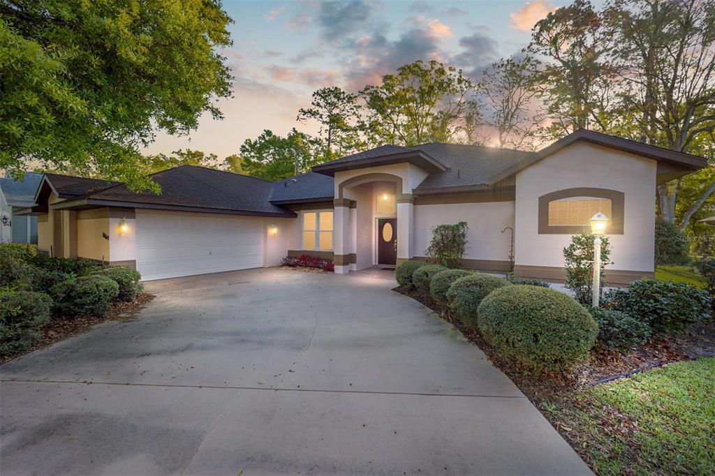 Picture of 8869 SW 194Th Court, Dunnellon, FL 34432