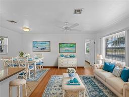 Picture of 510 Airport Avenue E Unit 2D, Venice, FL 34285