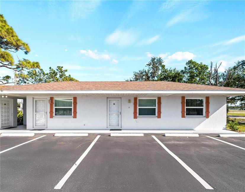 Picture of 510 Airport Avenue E Unit 2D, Venice FL 34285