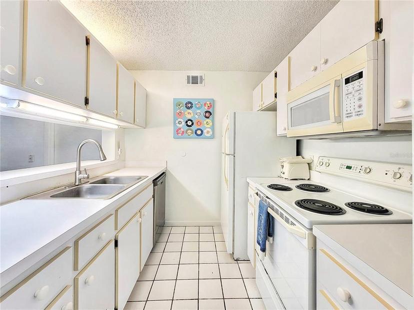 Picture of 3921 SW 34Th Street Unit 303, Gainesville FL 32608