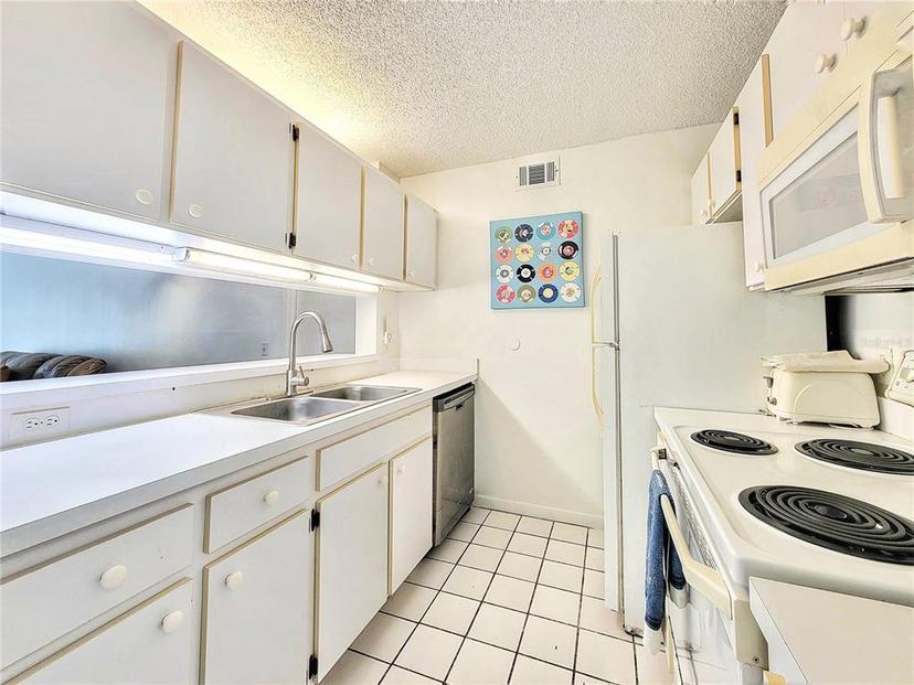 Picture of 3921 SW 34Th Street Unit 303, Gainesville FL 32608