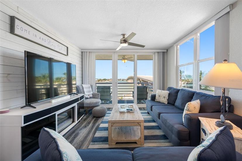 Picture of 5701 Bahia Del Mar Circle Unit 408, St Petersburg FL 33715