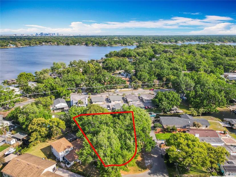 Picture of 5402 Parkway Drive, Belle Isle FL 32809