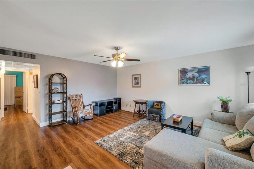 Picture of 1801 Bedford Terrace Unit 221, Sun City Center FL 33573