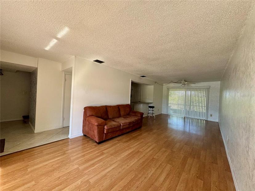 Picture of 306 Barlow Avenue Unit 77, Sarasota FL 34232