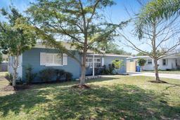 Picture of 2001 25Th Avenue W, Bradenton, FL 34205