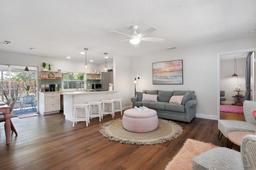 Picture of 2001 25Th Avenue W, Bradenton, FL 34205