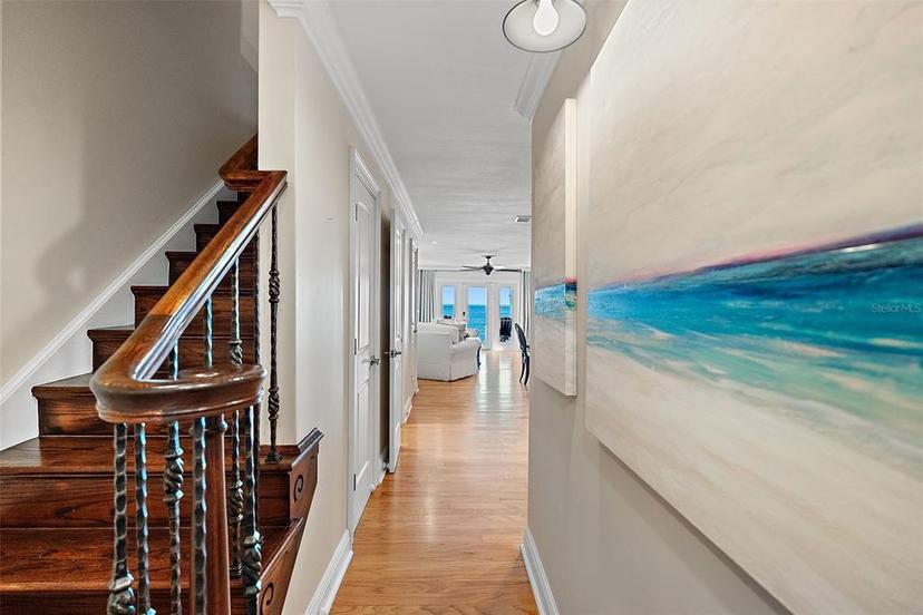 Picture of 4974 Coquina Key Drive Se, St Petersburg FL 33705