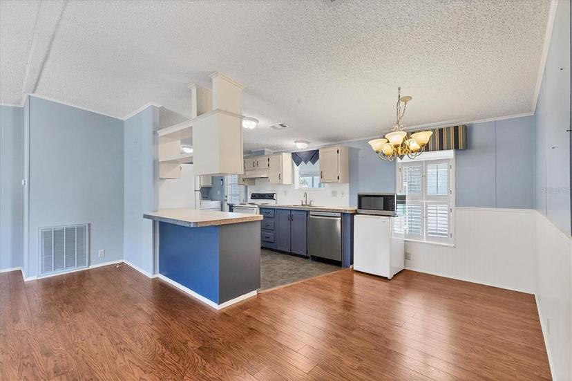 Picture of 6710 36Th Avenue E Unit 352, Palmetto FL 34221