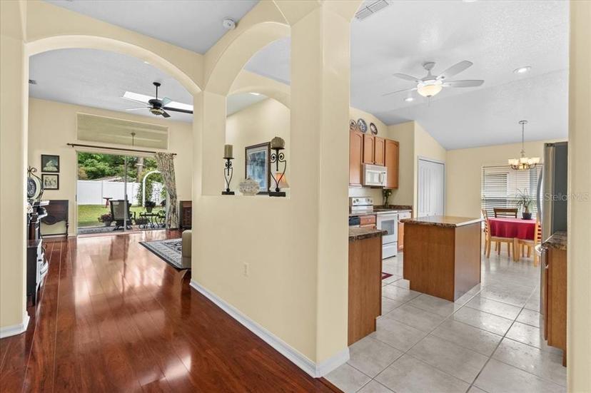 Picture of 2131 Golden Ivy Way, Apopka FL 32703