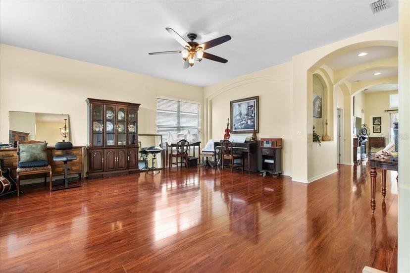 Picture of 2131 Golden Ivy Way, Apopka FL 32703