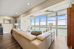 Picture of 7200 Sunshine Skyway Lane S Unit 16G, St Petersburg, FL 33711