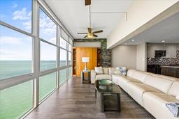 Picture of 7200 Sunshine Skyway Lane S Unit 16G, St Petersburg, FL 33711