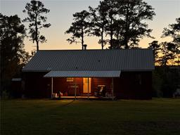 Picture of 12719 NW 88Th Place, Alachua, FL 32615