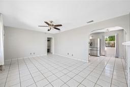 Picture of 3310 W Swann Avenue, Tampa, FL 33609
