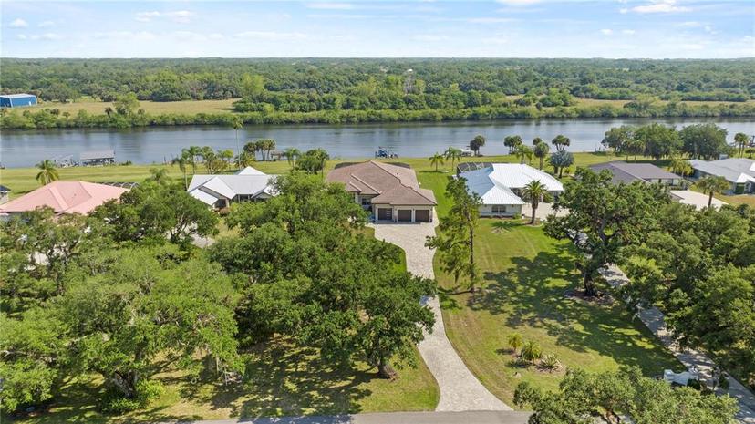 Picture of 1311 Riverbend Drive, Labelle FL 33935