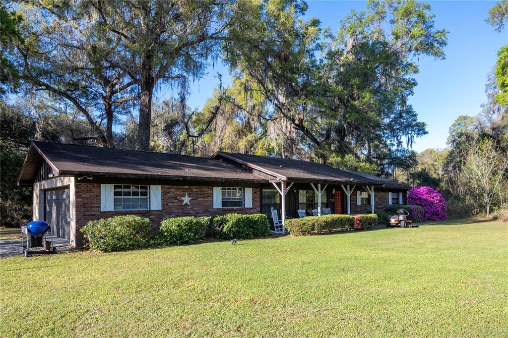 Picture of 2570 SE Highway 42, Summerfield, FL 34491