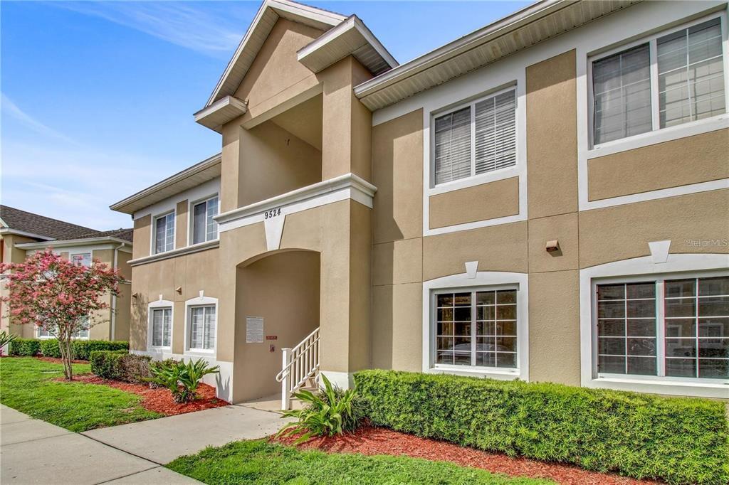 Picture of 9526 Newdale Way Unit 101, Riverview, FL 33578