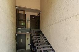 Picture of 661 Midway Drive Unit B, Ocala, FL 34472