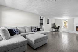 Picture of 314 NW Staten Harris Court, Lake City, FL 32055