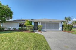 Picture of 5458 Creeping Hammock Circle, Sarasota, FL 34231