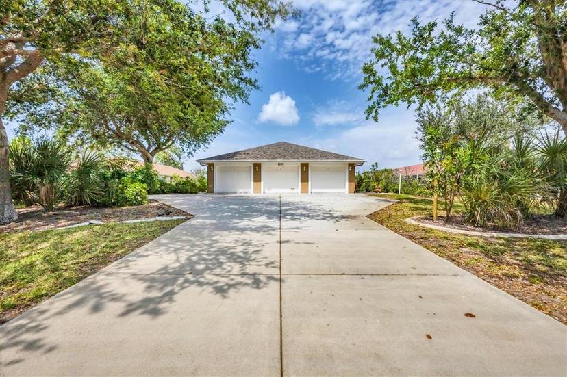 Picture of 182 Rotonda Boulevard W Unit B, Rotonda West FL 33947