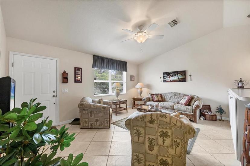 Picture of 182 Rotonda Boulevard W Unit B, Rotonda West FL 33947