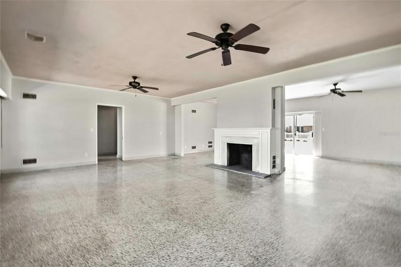 Picture of 2435 Riverview Boulevard, Bradenton FL 34205