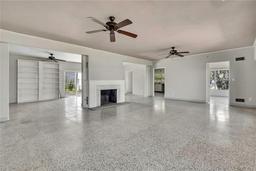 Picture of 2435 Riverview Boulevard, Bradenton, FL 34205