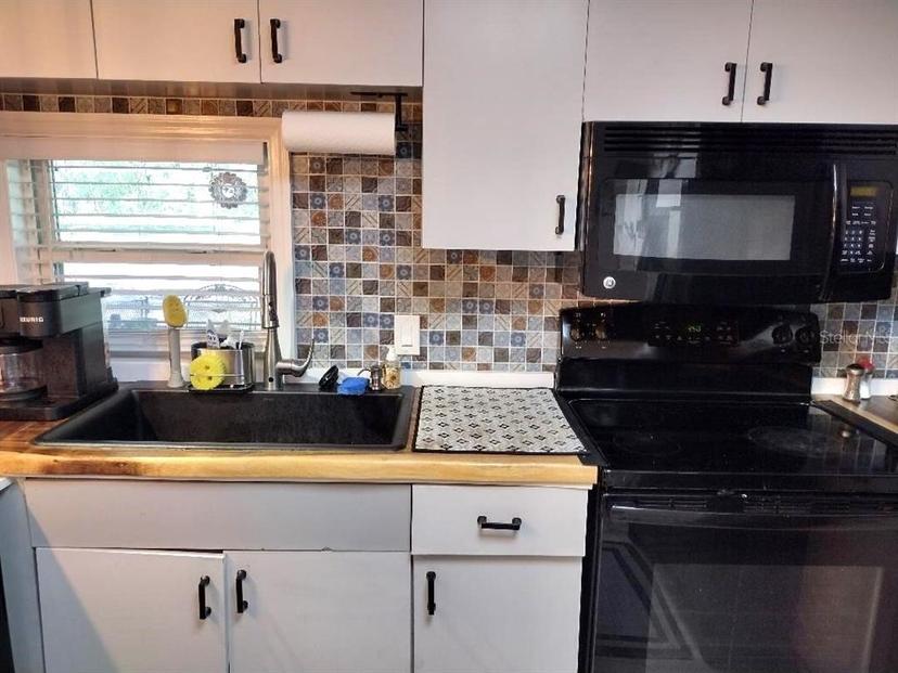 Picture of 327 Bimini Lane, Bunnell FL 32110