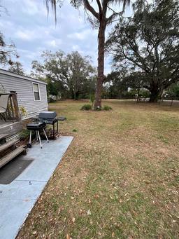 Picture of 1329 Wilkinson Drive, Plant City, FL 33566
