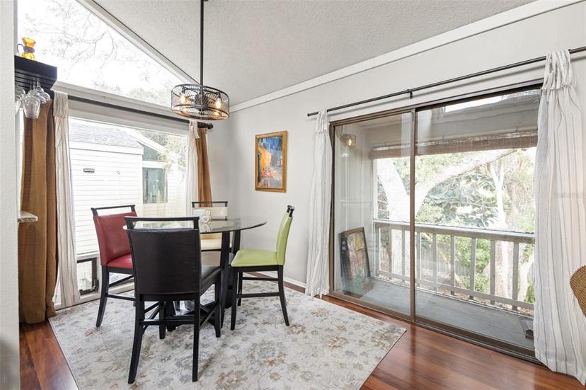 Picture of 2224 Bahia Vista Street Unit E6, Sarasota FL 34239