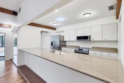 Picture of 8036 Conservatory Circle, Sarasota, FL 34243