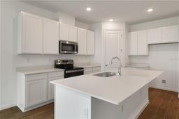 Picture of 1134 Olivine Avenue, Dundee, FL 33838