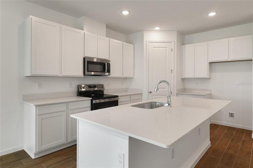 Picture of 1134 Olivine Avenue, Dundee FL 33838