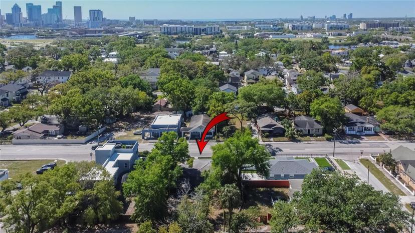 Picture of 803 W Columbus Drive, Tampa FL 33602
