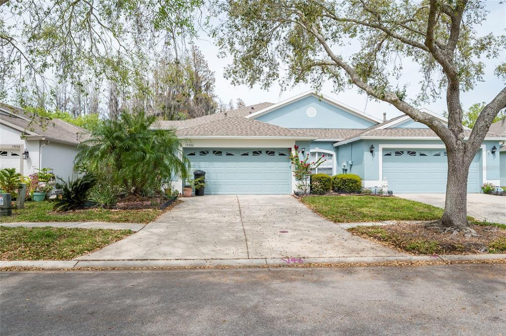 Picture of 19200 Weymouth Drive, Land O Lakes, FL 34638