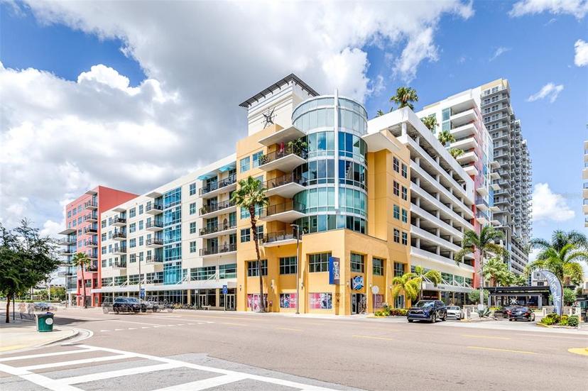 Picture of 1120 E Kennedy Boulevard Unit 411, Tampa FL 33602