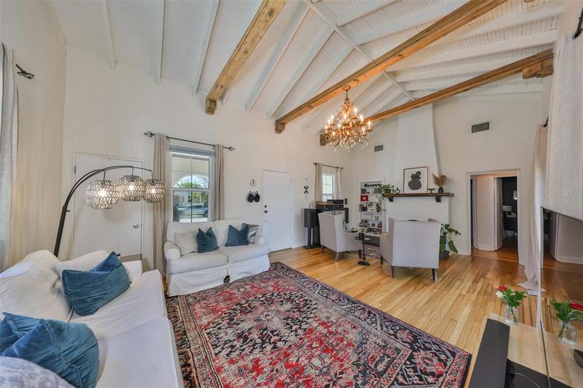 Picture of 4509 10Th Avenue N, St Petersburg FL 33713