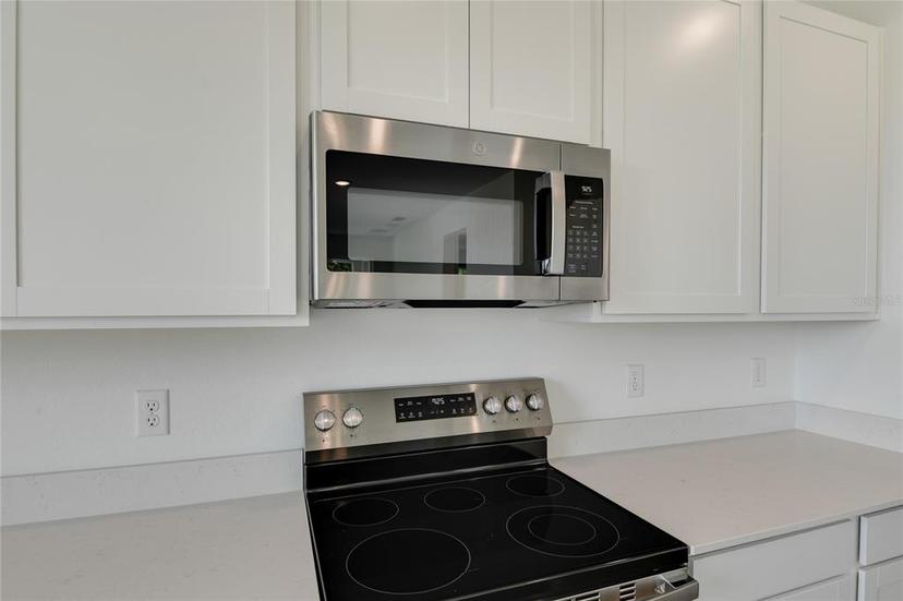 Picture of 1107 Olivine Avenue, Dundee FL 33838