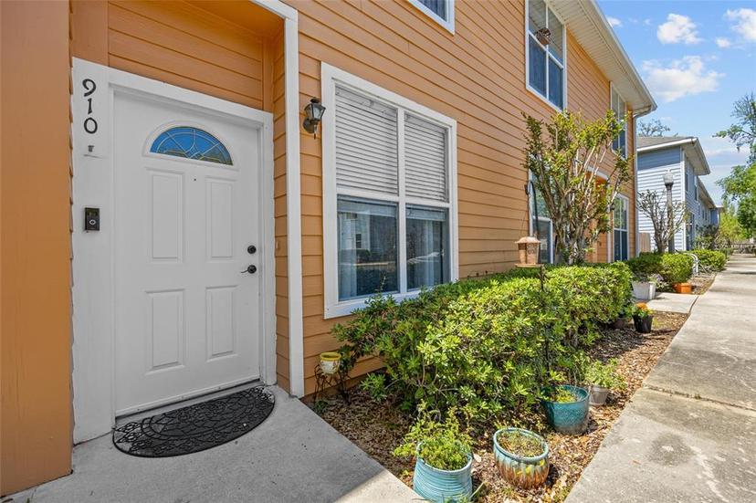 Picture of 3970 SW 20Th Avenue Unit 910, Gainesville FL 32607