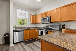 Picture of 3970 SW 20Th Avenue Unit 910, Gainesville, FL 32607