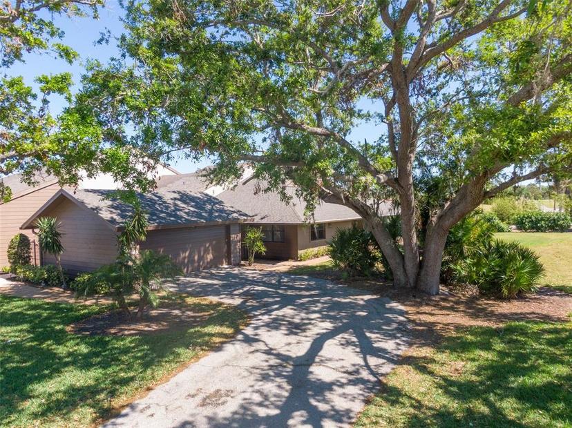 Picture of 5604 Doral Drive, Sarasota FL 34243